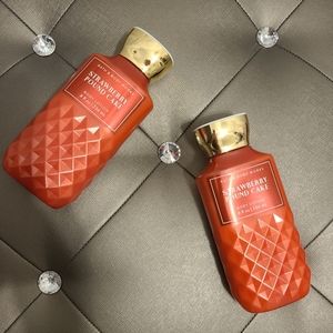 Bath And Body Works Strawberry Pound Cake Lotion Set